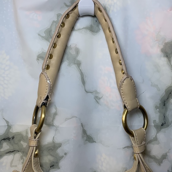 🎒 Poppie Cream Shoulder Bag - Picture 3 of 12